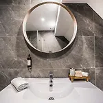 Pok Garni Hotel