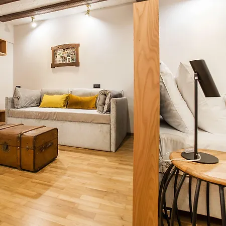 Hotel Pok Garni